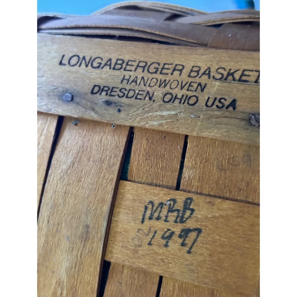 Longaberger Vintage 1997 Retired Handwoven Basket Green Floral Liner 11x12